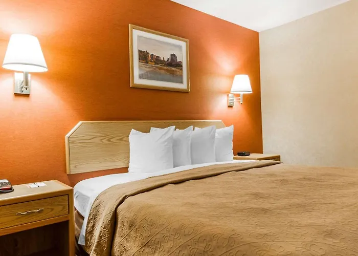 Comfort & Near Sun West 4*