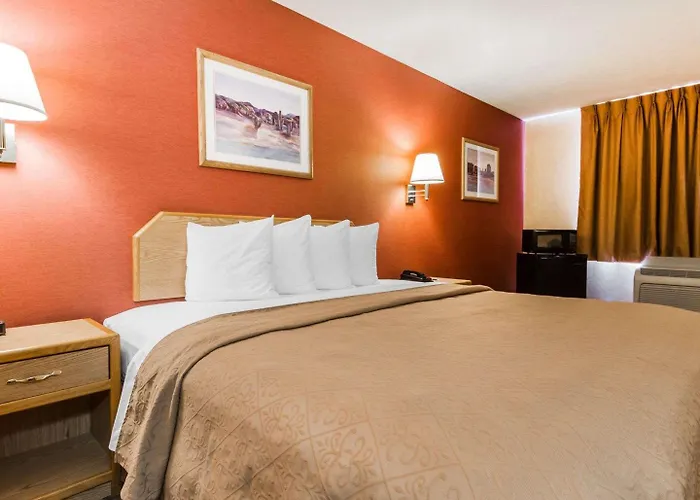 Comfort & Near Sun West 4* Surprise