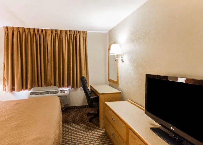 Comfort & Near Sun West 4* Surprise